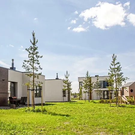 Дом отдыха House With Hot Tub Паланга