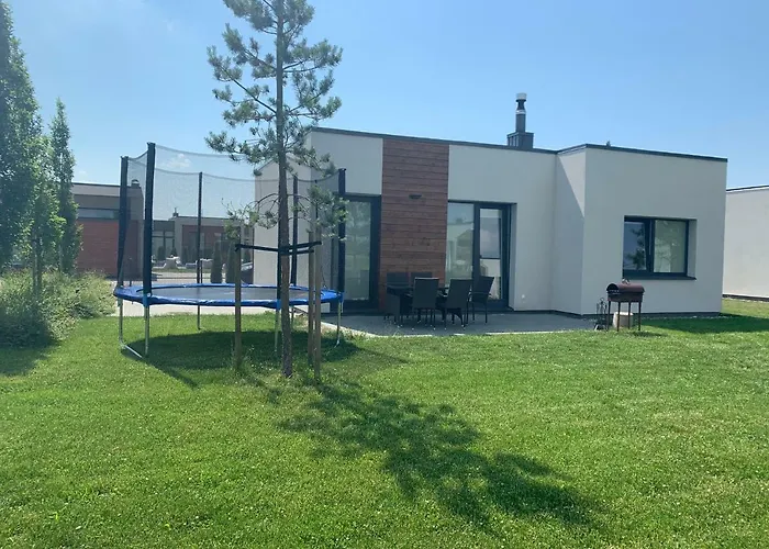 בית נופש House With Hot Tub